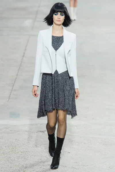 Look 36